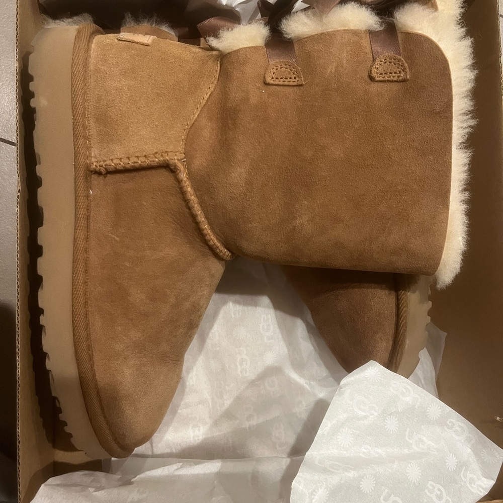 very rarley/ gently used